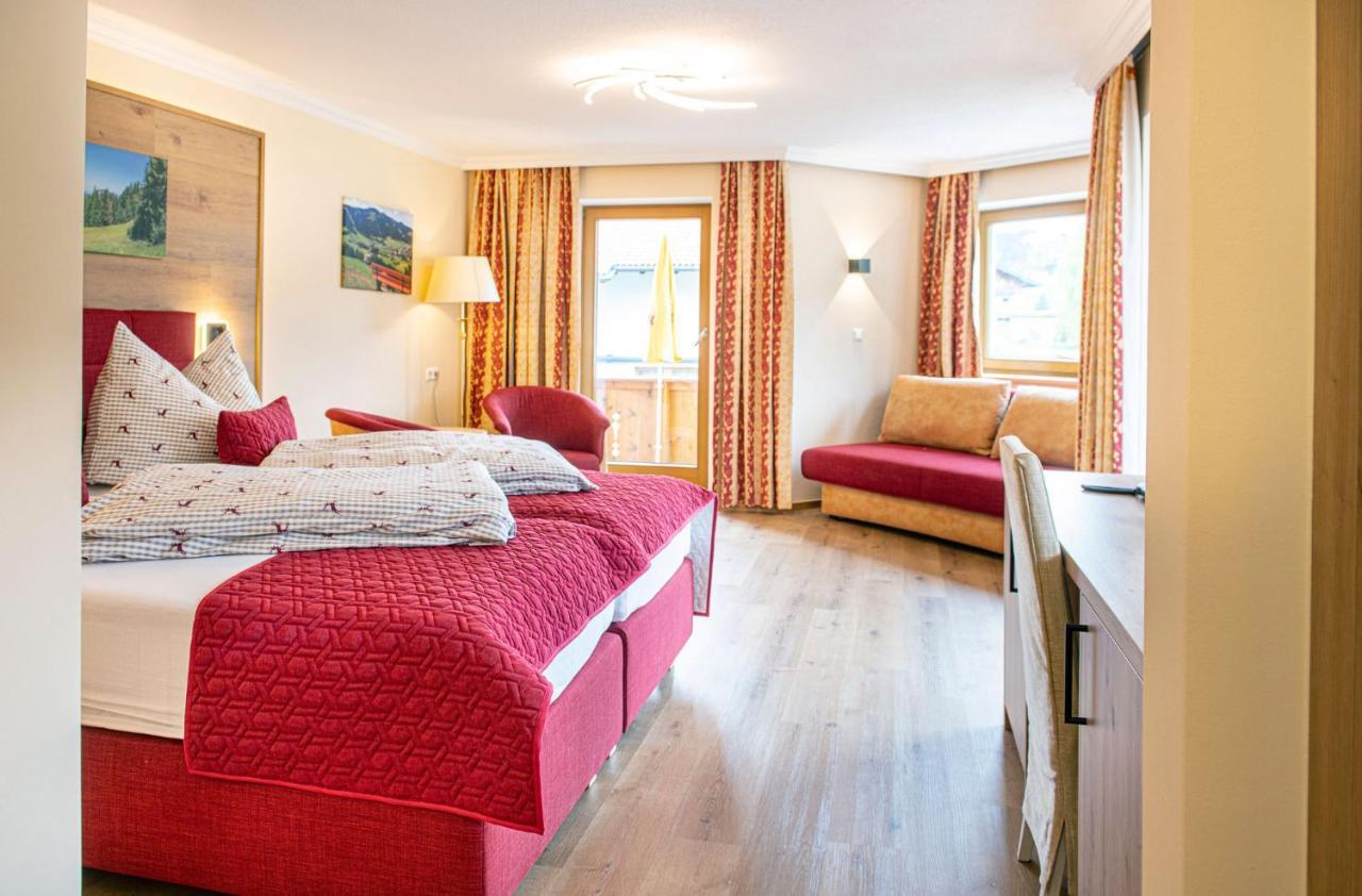 Hotel Schneeberger Niederau Bagian luar foto