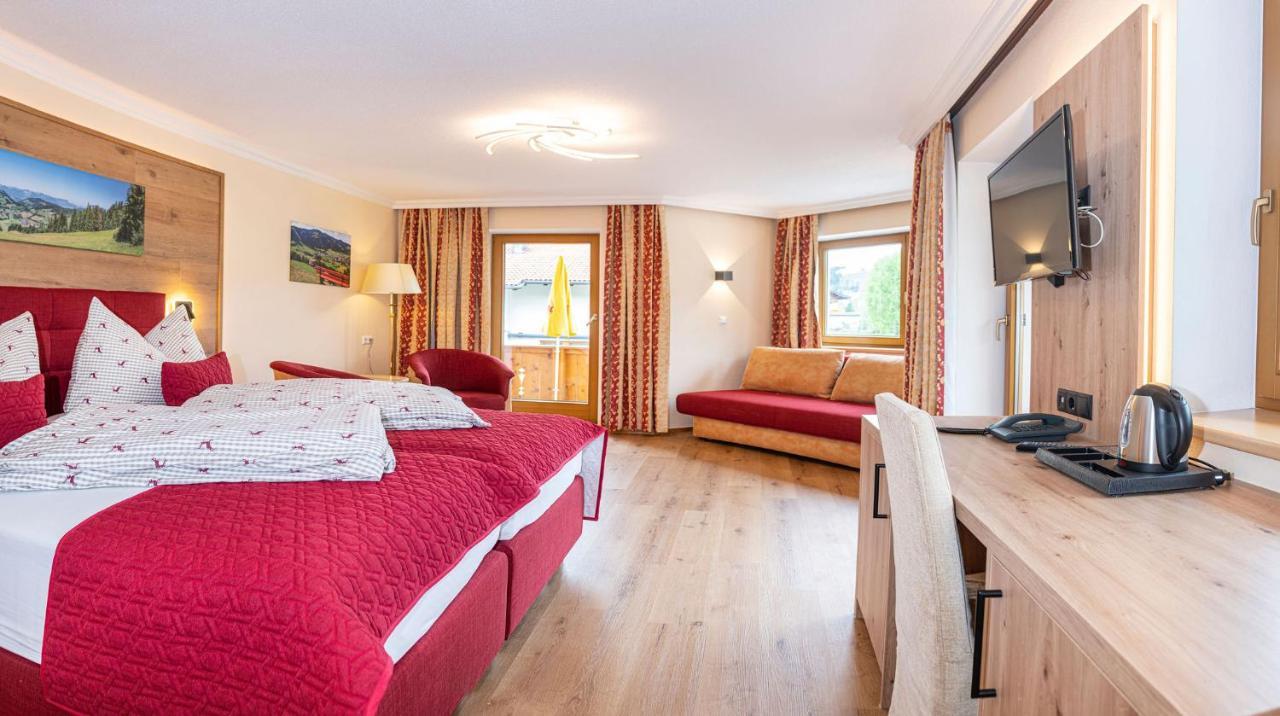 Hotel Schneeberger Niederau Bagian luar foto