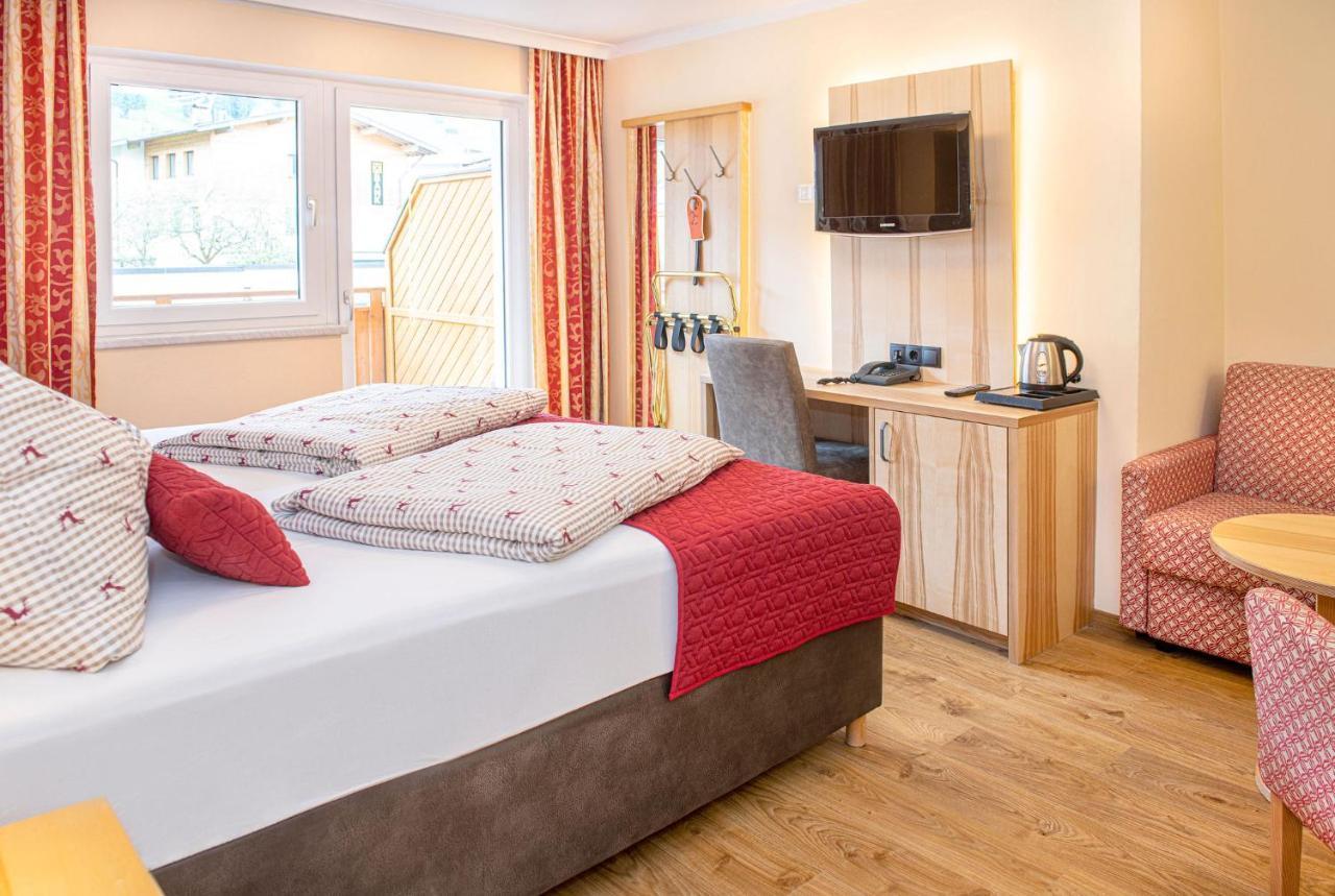 Hotel Schneeberger Niederau Bagian luar foto