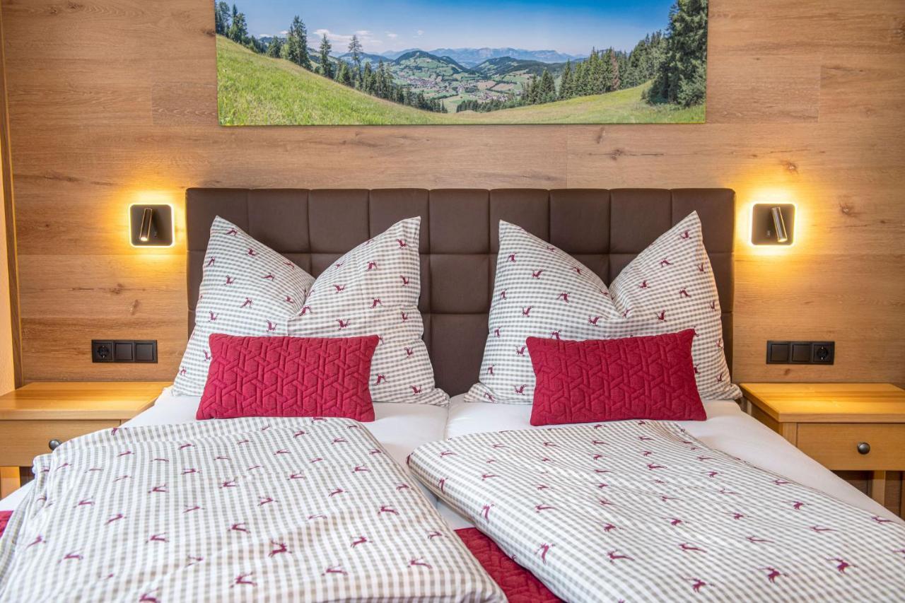 Hotel Schneeberger Niederau Bagian luar foto