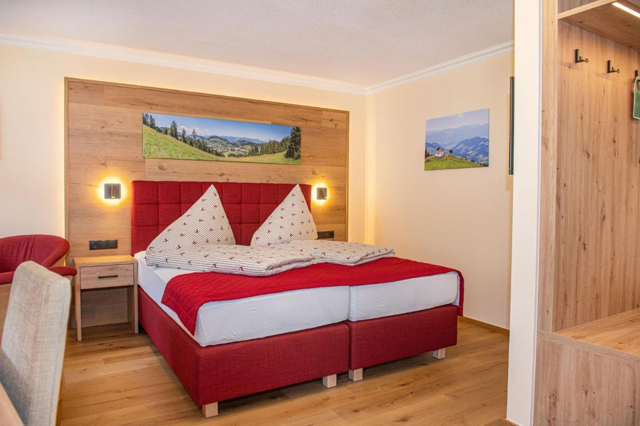 Hotel Schneeberger Niederau Bagian luar foto