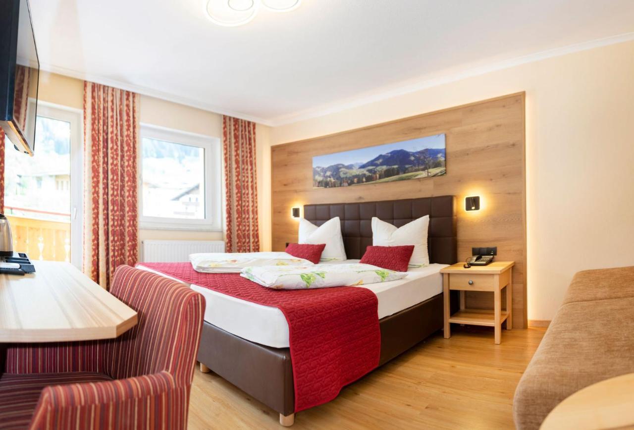 Hotel Schneeberger Niederau Bagian luar foto