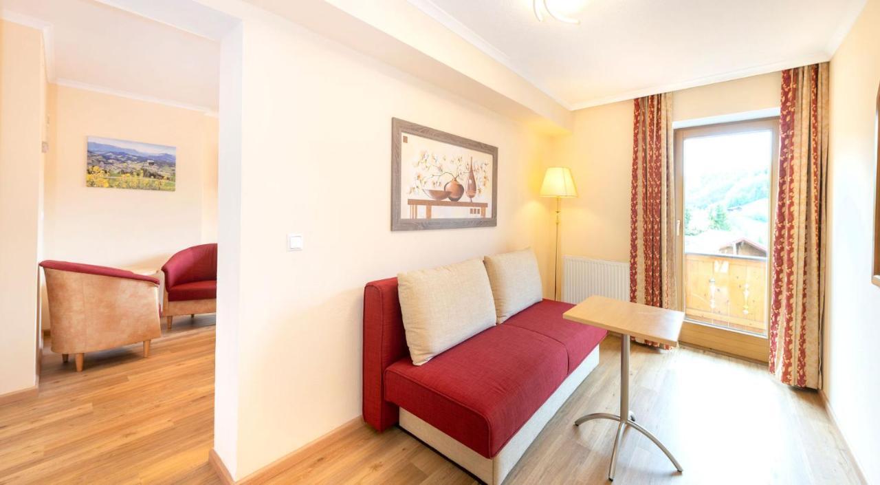Hotel Schneeberger Niederau Bagian luar foto