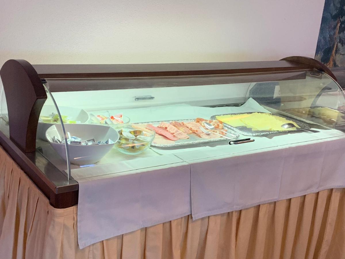 Hotel Schneeberger Niederau Bagian luar foto