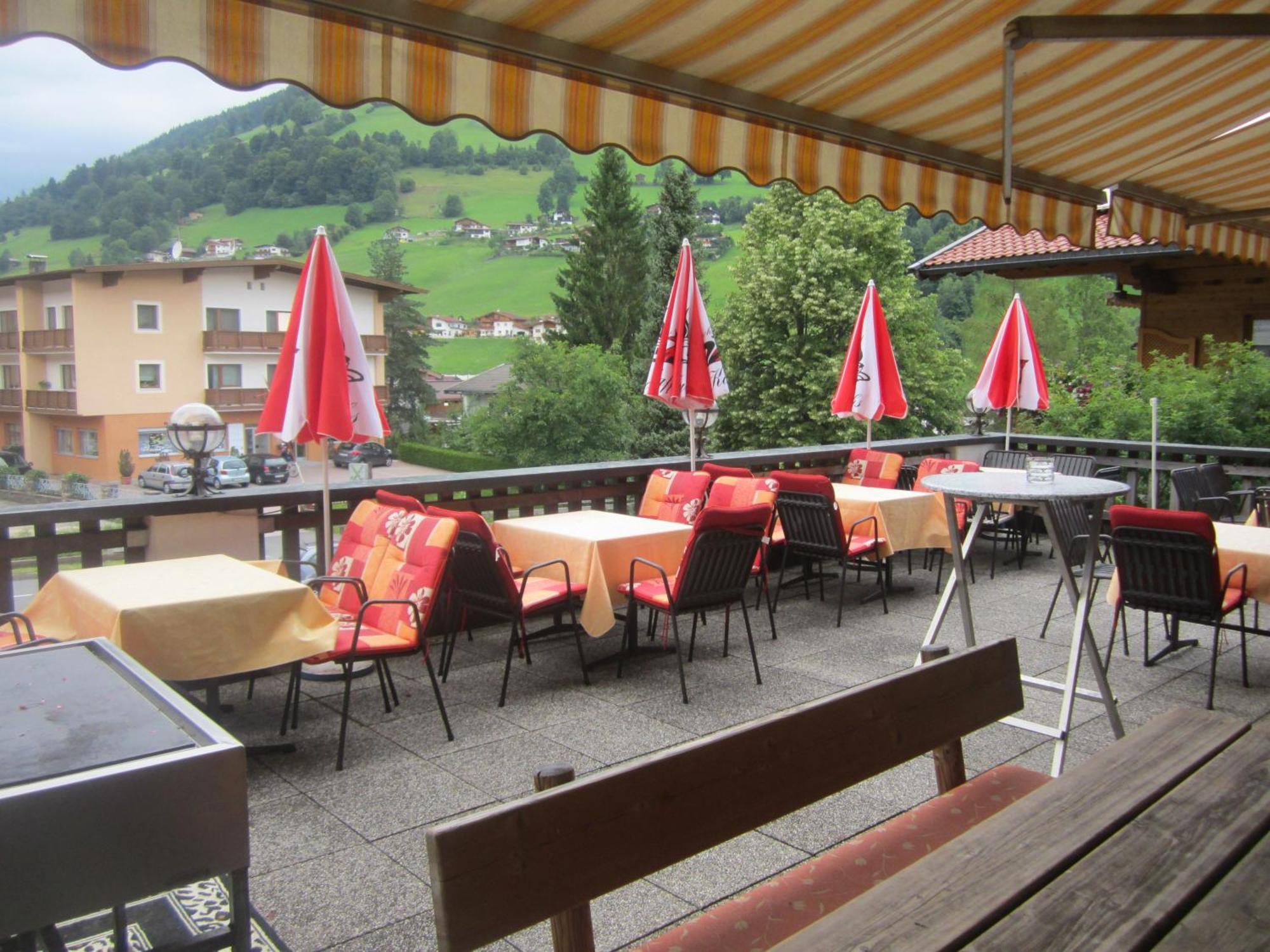 Hotel Schneeberger Niederau Bagian luar foto