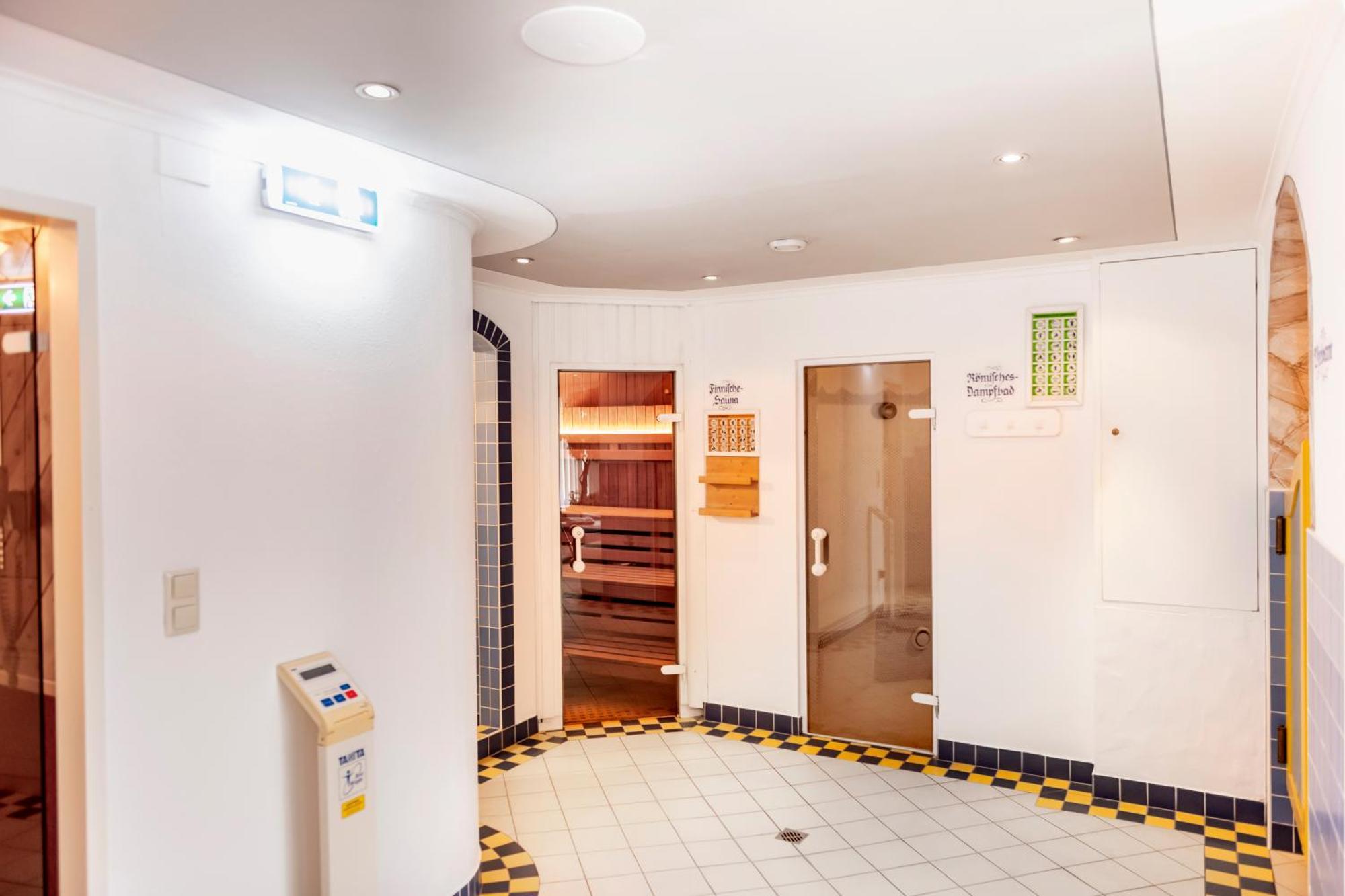 Hotel Schneeberger Niederau Bagian luar foto